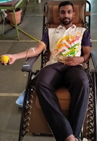 121 donors donated blood in Krishna Valley Chamber's blood donation camp.